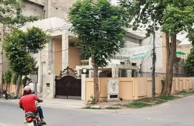 Chohan Executive Boys Hostel.